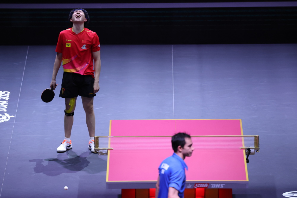 并表示对裁 并表示对裁